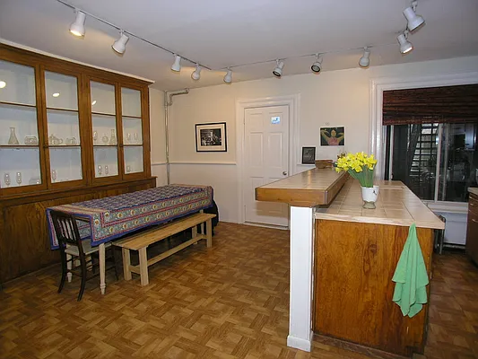 Rented by Townsley & Gay, LLC | media 18