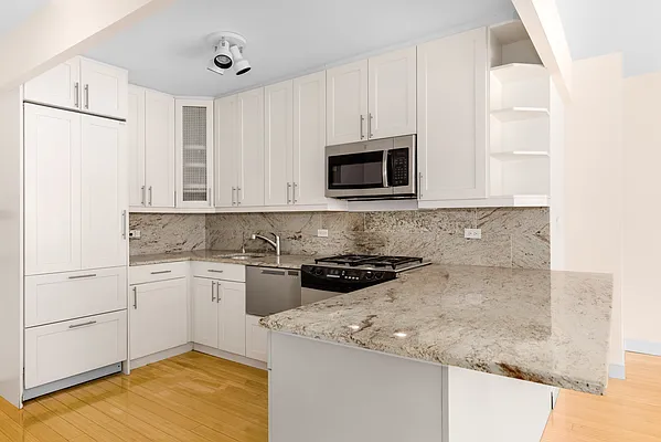 Rented by Compass | media 8