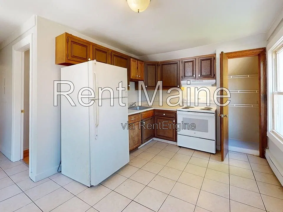 3 Carey Ln #2