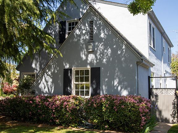 5th image of 2824 Bonnie Ln