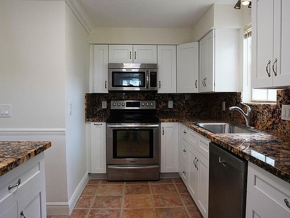 2nd image of 209 Georgian Park Drive