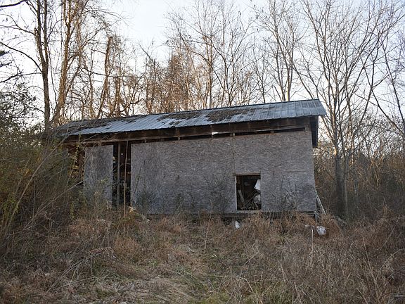 5th image of 42 Sykes Rd