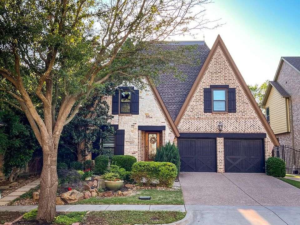 1st image of 824 Chapel Hill Ln