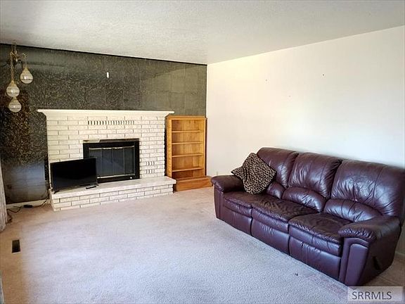 4th image of 7880 S 35th W