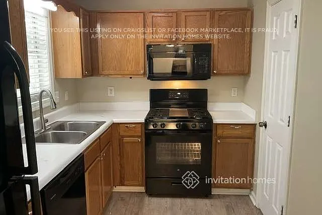 309 Ivy Brook Dr — Photo 10