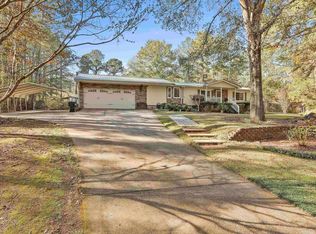 90 Howard Rd, Senoia, GA 30276