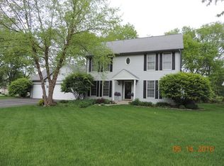 5656 Geneva Ct, Roscoe, IL 61073