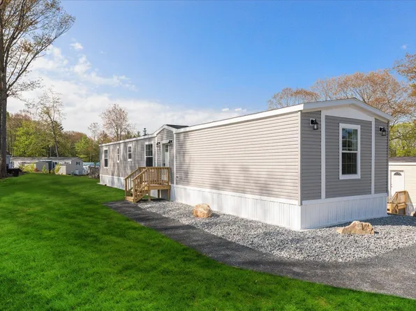 14 Colonial Drive, Troy, NH 03465