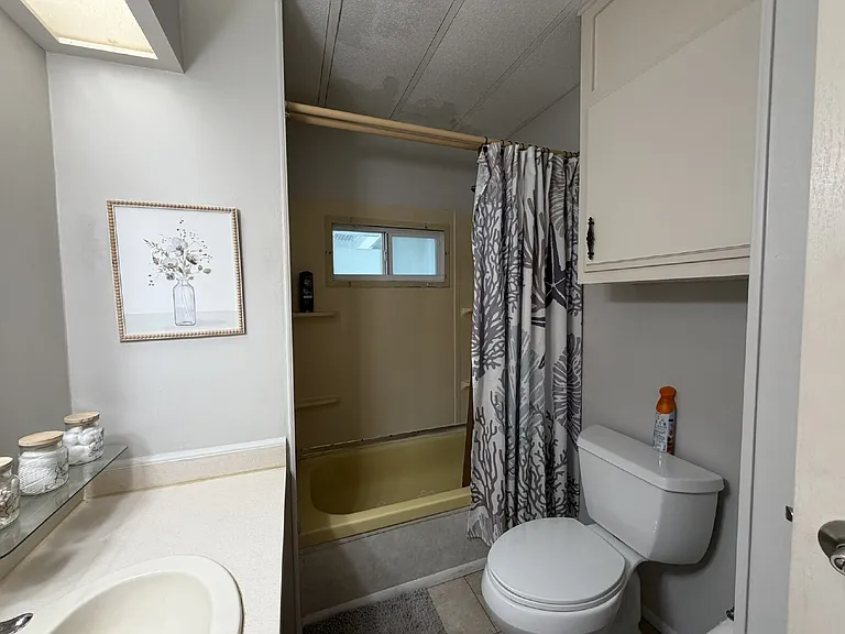 542 Tampico Dr — Photo 27