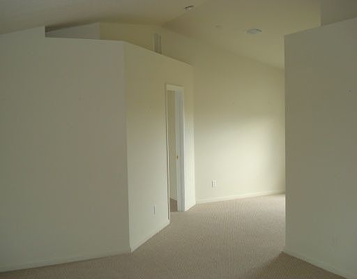 5th image of 2201 SW Chestnut Ln