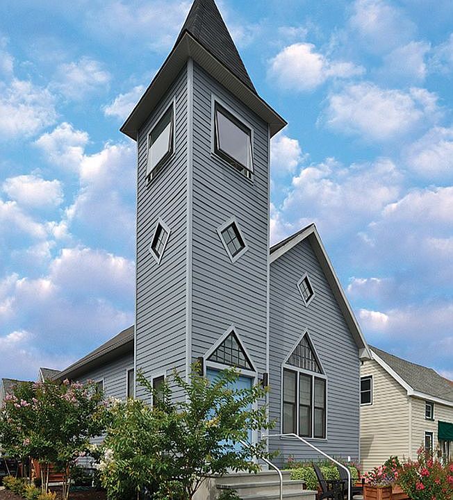 1st image of 318 W 4th St