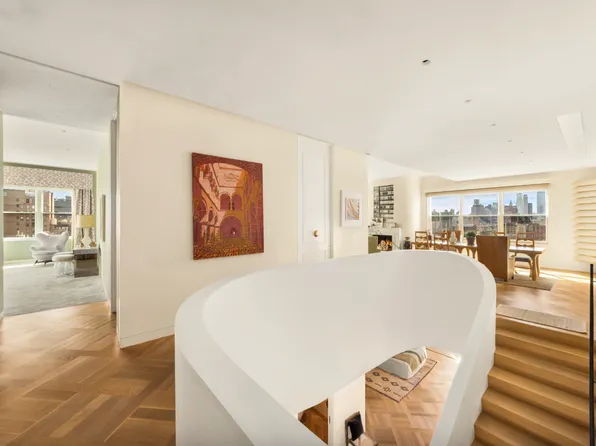 65 West 13th Street image 11 of 26