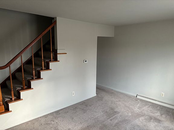 5th image of 135 Simmons St #135