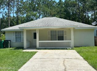 6298 E Ridley St, Bay Saint Louis, MS 39520