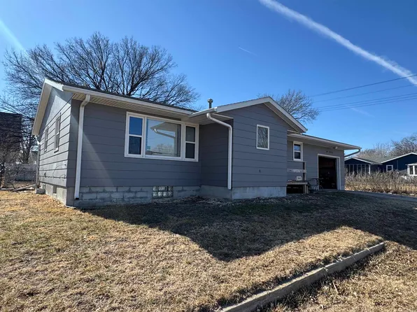 504 Nevada St, Cambridge, NE 69022