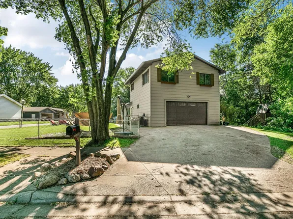 300 7th Ave S, Cold Spring, MN 56320