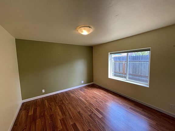 5th image of 3331 L St Unit A