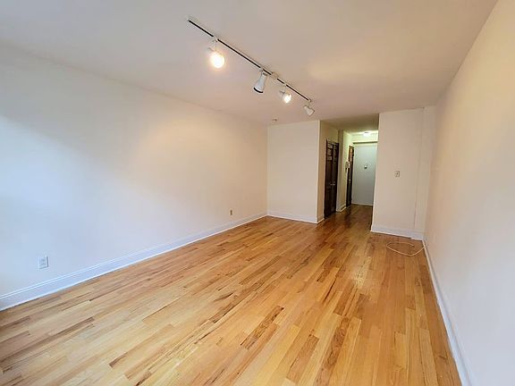 2nd image of 205 W 13th St #6W