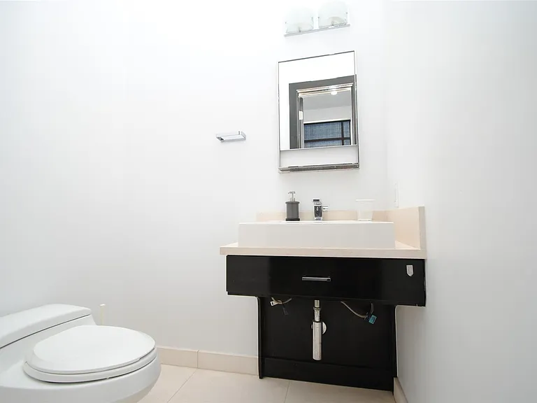 4118 Floyd St #A — Photo 44