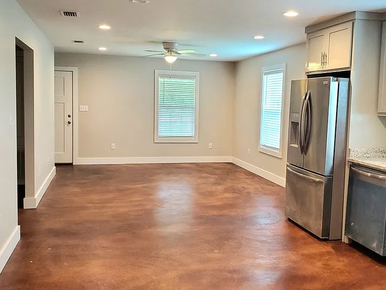 12580 Dakota St — Photo 3