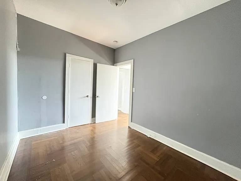691 Elizabeth Ave #60 — Photo 4