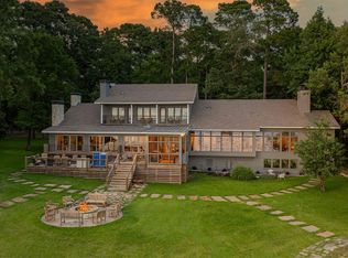 582 Windy Point Dr, Mount Vernon, TX 75457