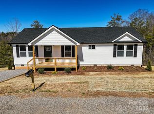 161 Wilson Farm Rd, Weaverville, NC 28787