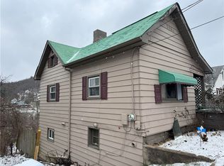 824 Howard St, Bridgeport, OH 43912