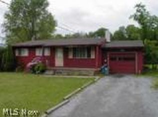 1304 Deforest Rd SE, Warren, OH 44484