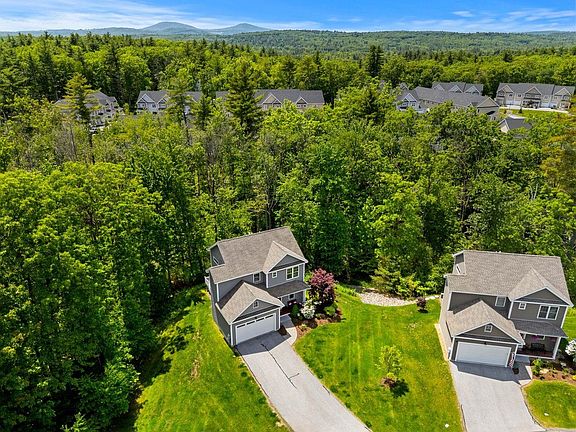 5th image of 66 Redwood Way