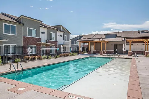 Willow Point Townhomes Photo 1
