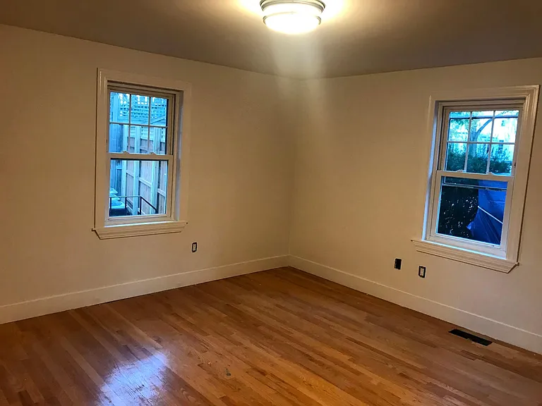 7 Perry St #1 — Photo 4