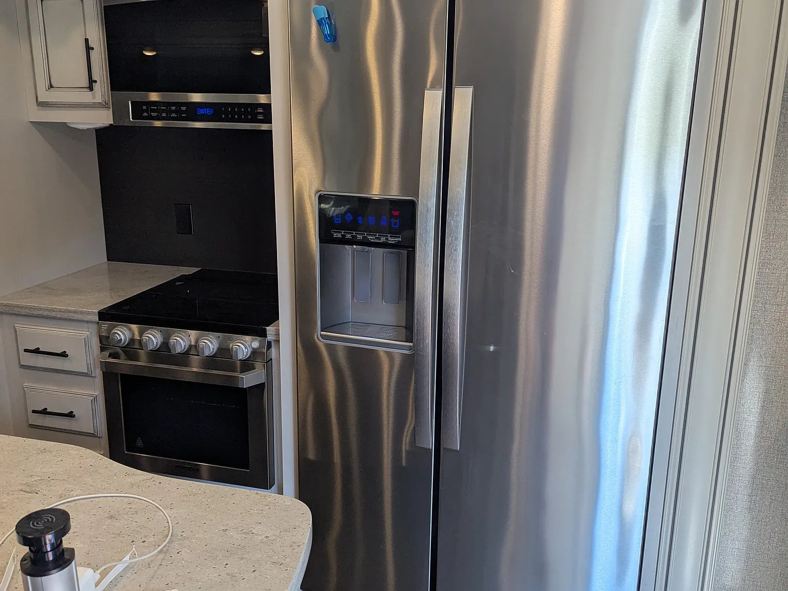 1 bed, 400 sqft, $1,000 — Photo 4