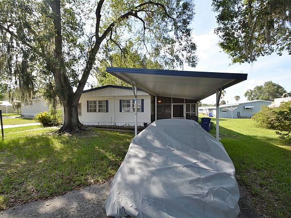 2nd image of 1113 Fountainview N