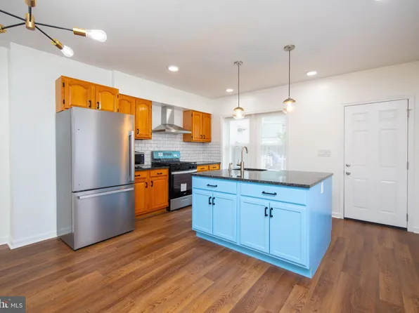 204 S Chestnut St #D, Ambler, PA 19002