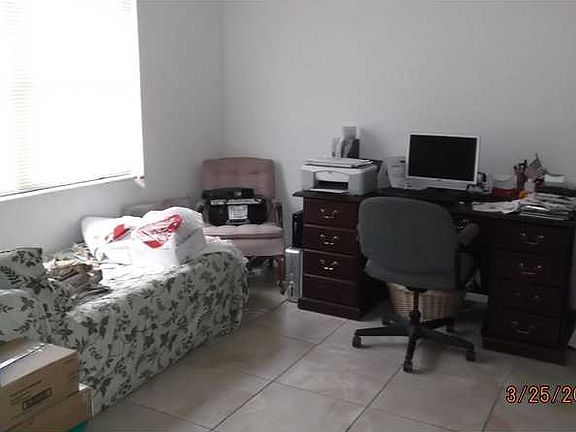4th image of 1440 NW 52nd Ave
