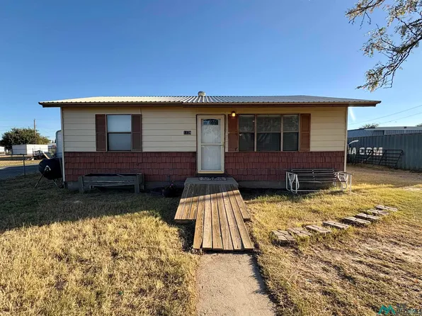 1229 E Tulsa St, Hobbs, NM 88242