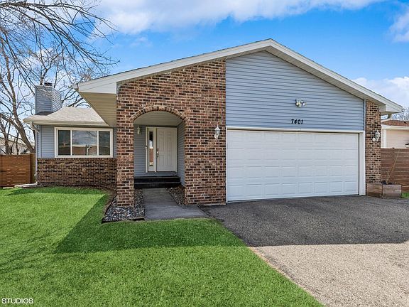 2nd image of 7401 76th Ave N