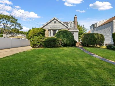 1 George Place, East Rockaway, NY, 11518