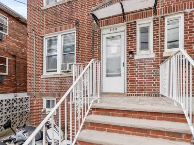 208 Day Ave, Cliffside Park, NJ, 07010