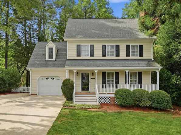 1308 Stonemoor Ct, Raleigh, NC 27606