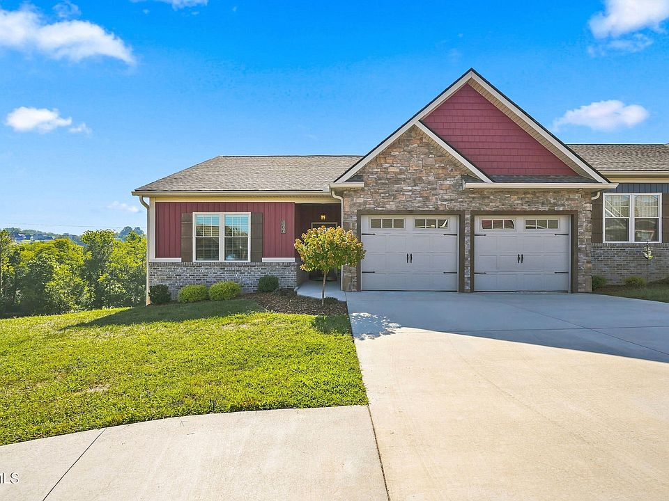 1st image of 308 Harps Ln