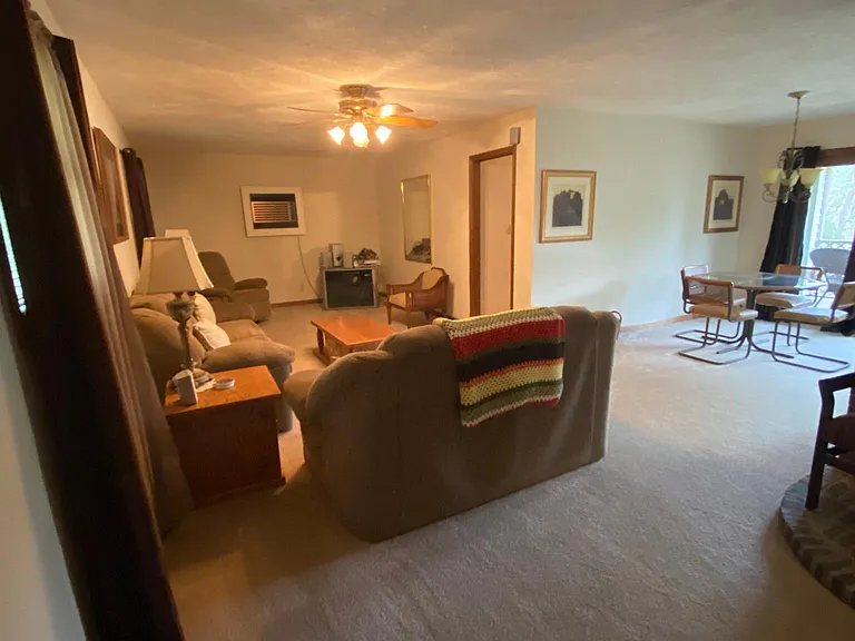 1303 Lake Front Dr — Photo 13