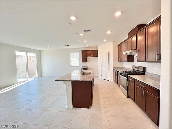 4th image of 8646 Valley Village St