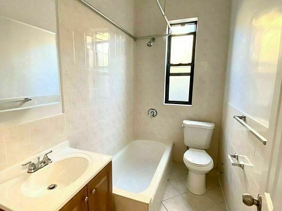 4th image of 40-11 25th Ave #3B