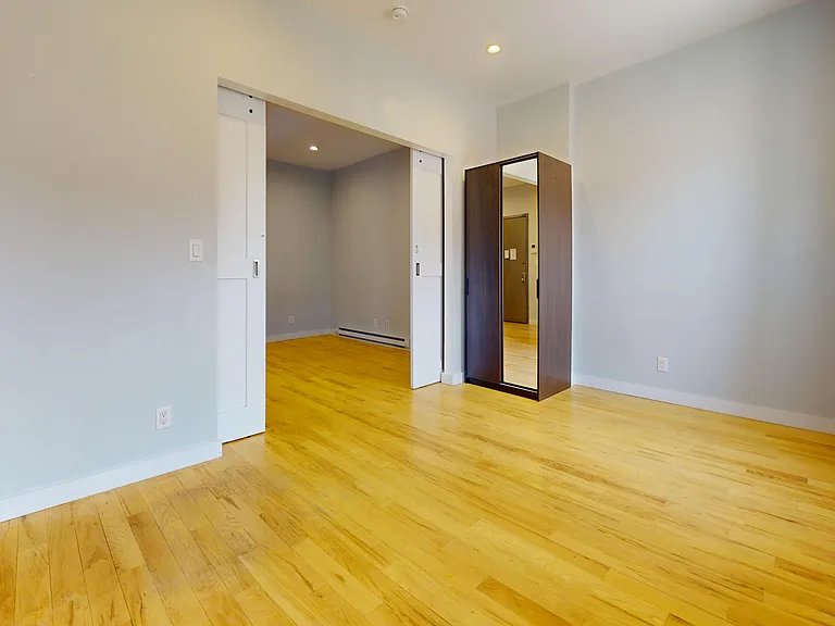 694 9th Ave #4A — Photo 7
