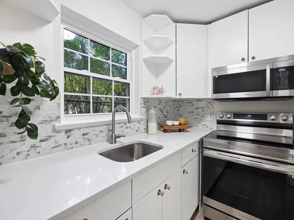 640 Cornell St #C-34, Charleston, SC 29407