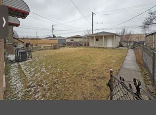 10034 S Emerald Ave, Chicago, IL 60628