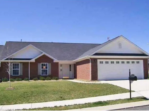 584 Caladium Ct, Kernersville, NC 27284