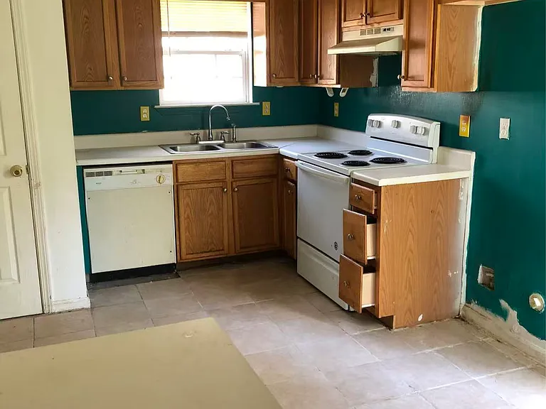 28 Rountree Rd — Photo 8